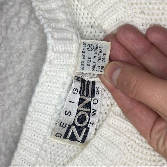 Vintage Design Zone Two Floral Knit Sweater Size Large - Picture 4 of 8